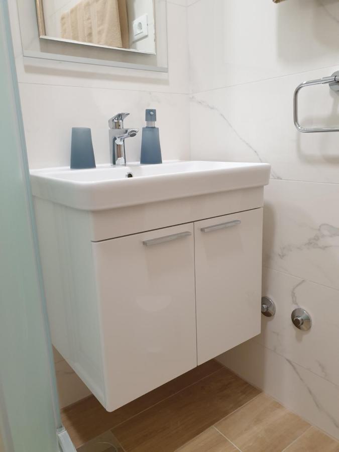 Guesthouse Dominovic Brela Dış mekan fotoğraf
