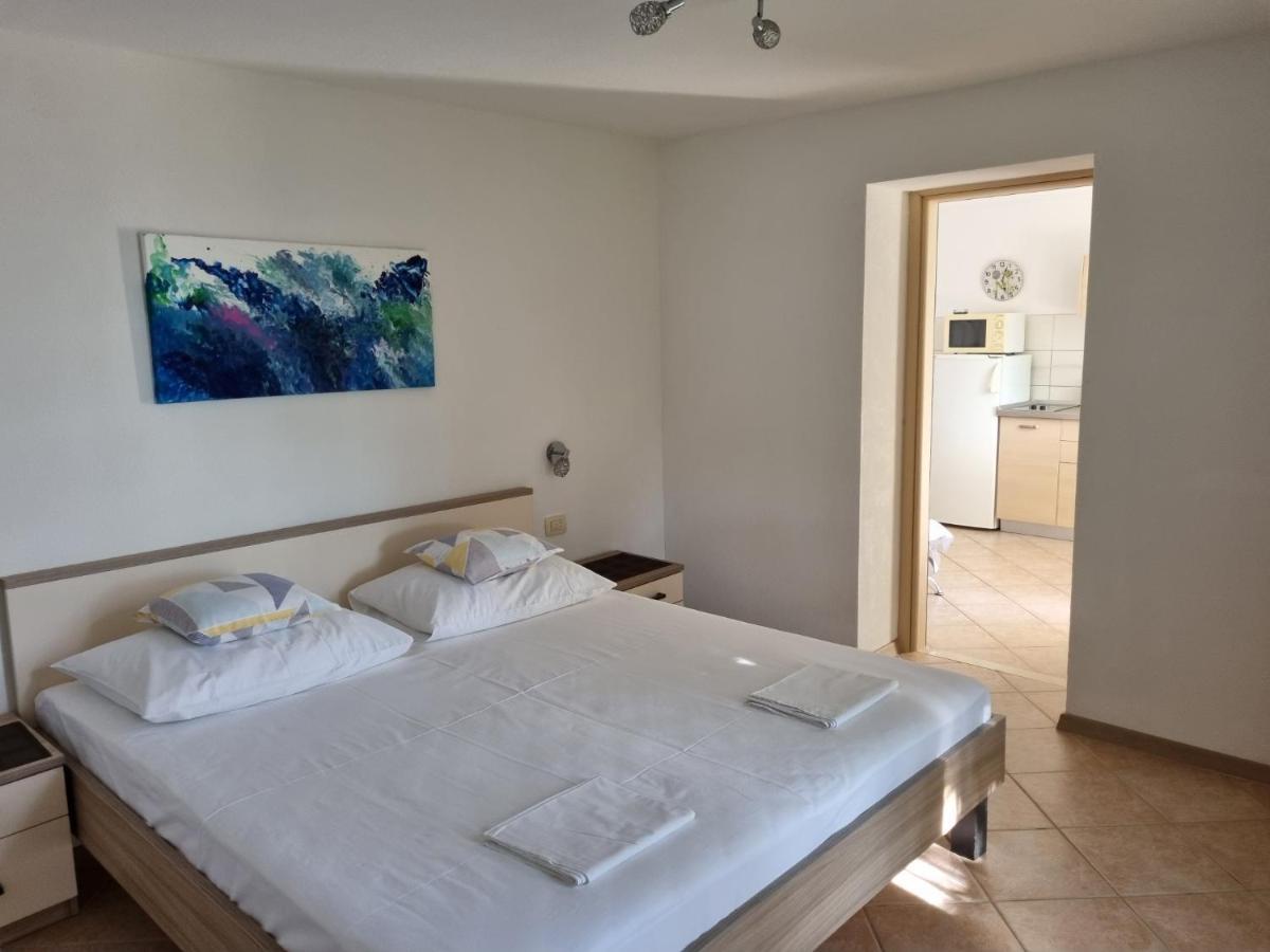 Guesthouse Dominovic Brela Dış mekan fotoğraf