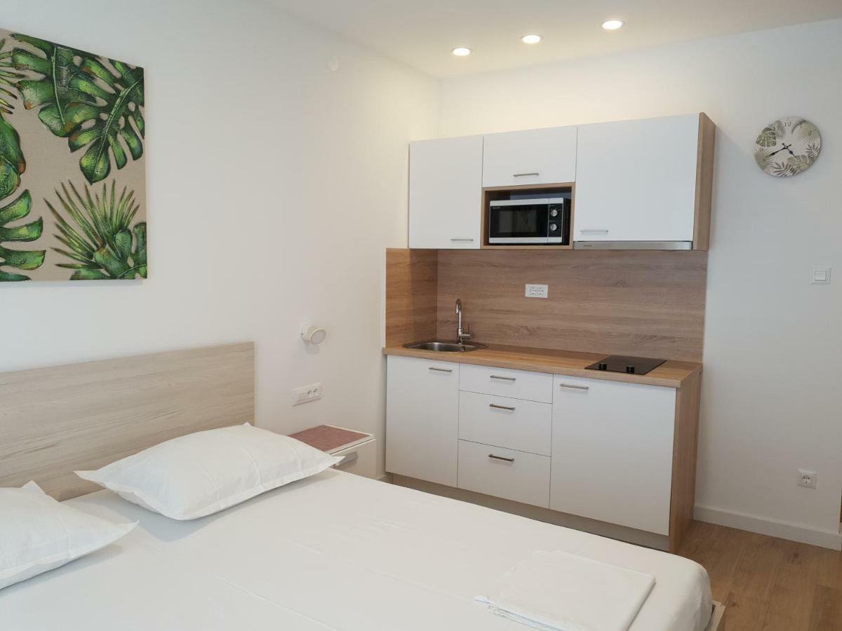 Guesthouse Dominovic Brela Dış mekan fotoğraf
