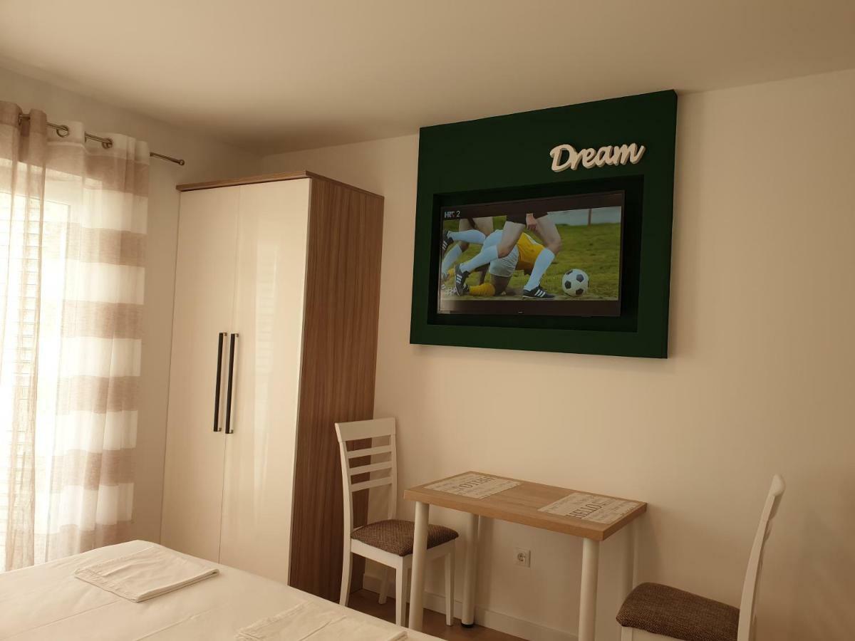 Guesthouse Dominovic Brela Dış mekan fotoğraf